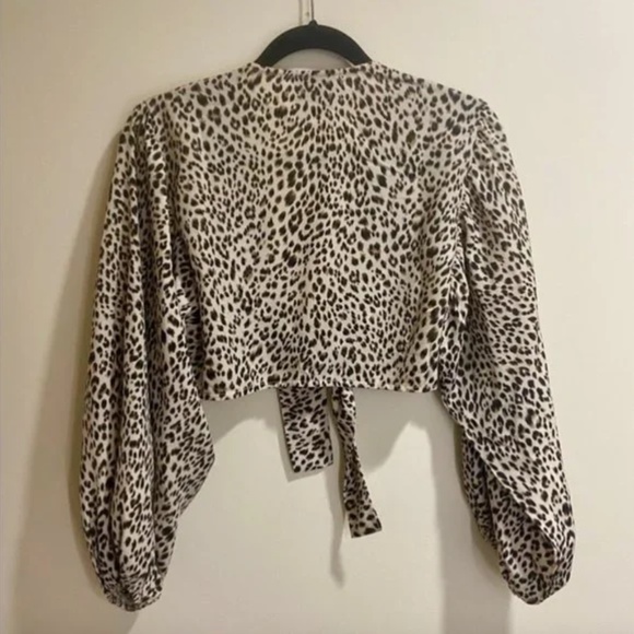 Revolve Charlotte Leopard Print Top Size M - Picture 3 of 5